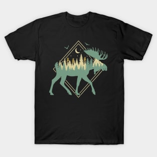 Moose Silhouette - Moose Wildlife Forest - Retro Moose Lover T-Shirt